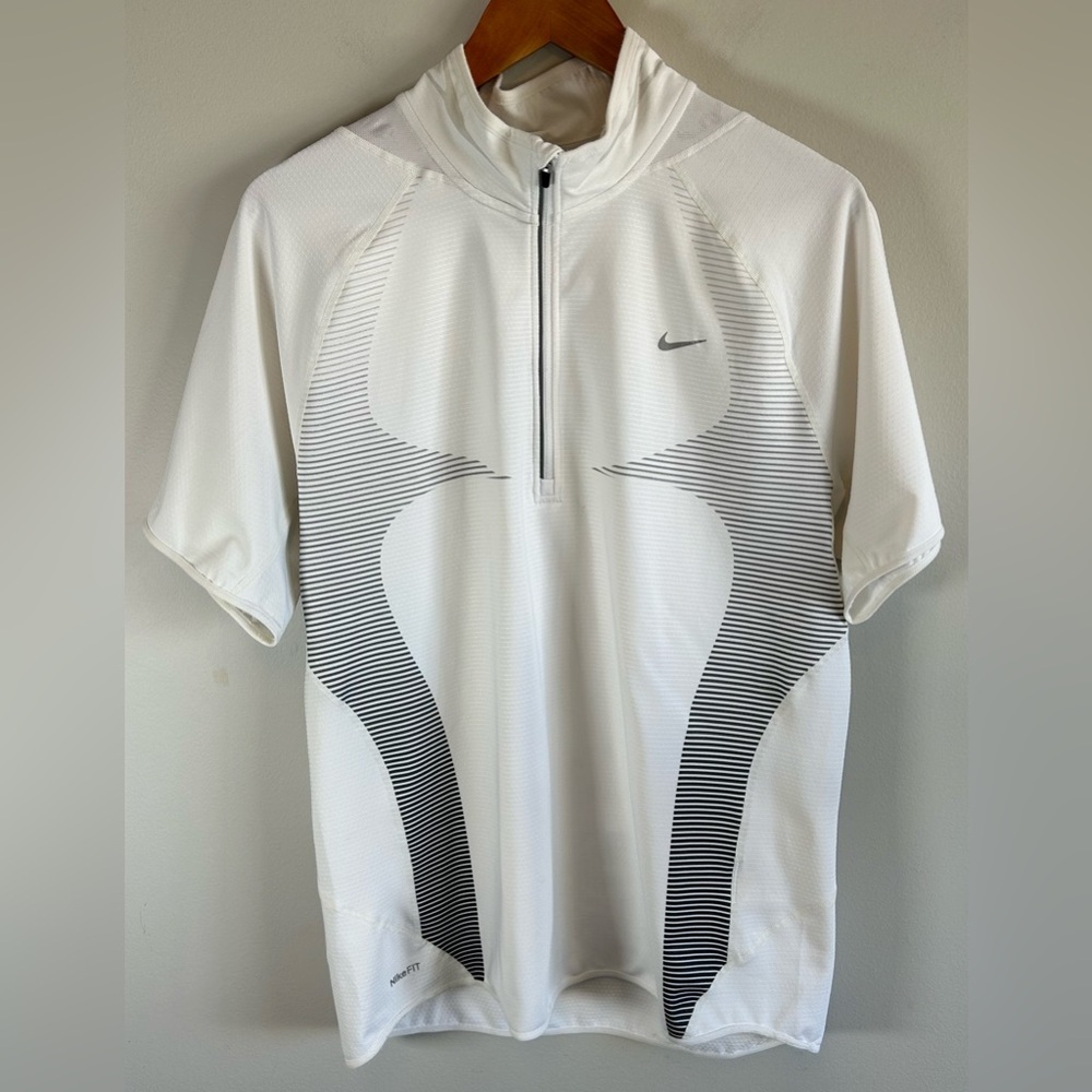 Nike Fit Dry Men’s L 1/4 Zip Pullover Short Sleeve Athletic Shirt Ribbed Nike+